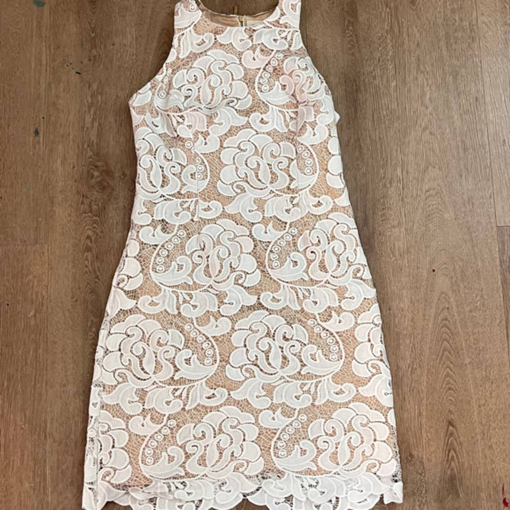 Eliza J Size 2 Sleeveless Copper Dress With White Lace Overlay